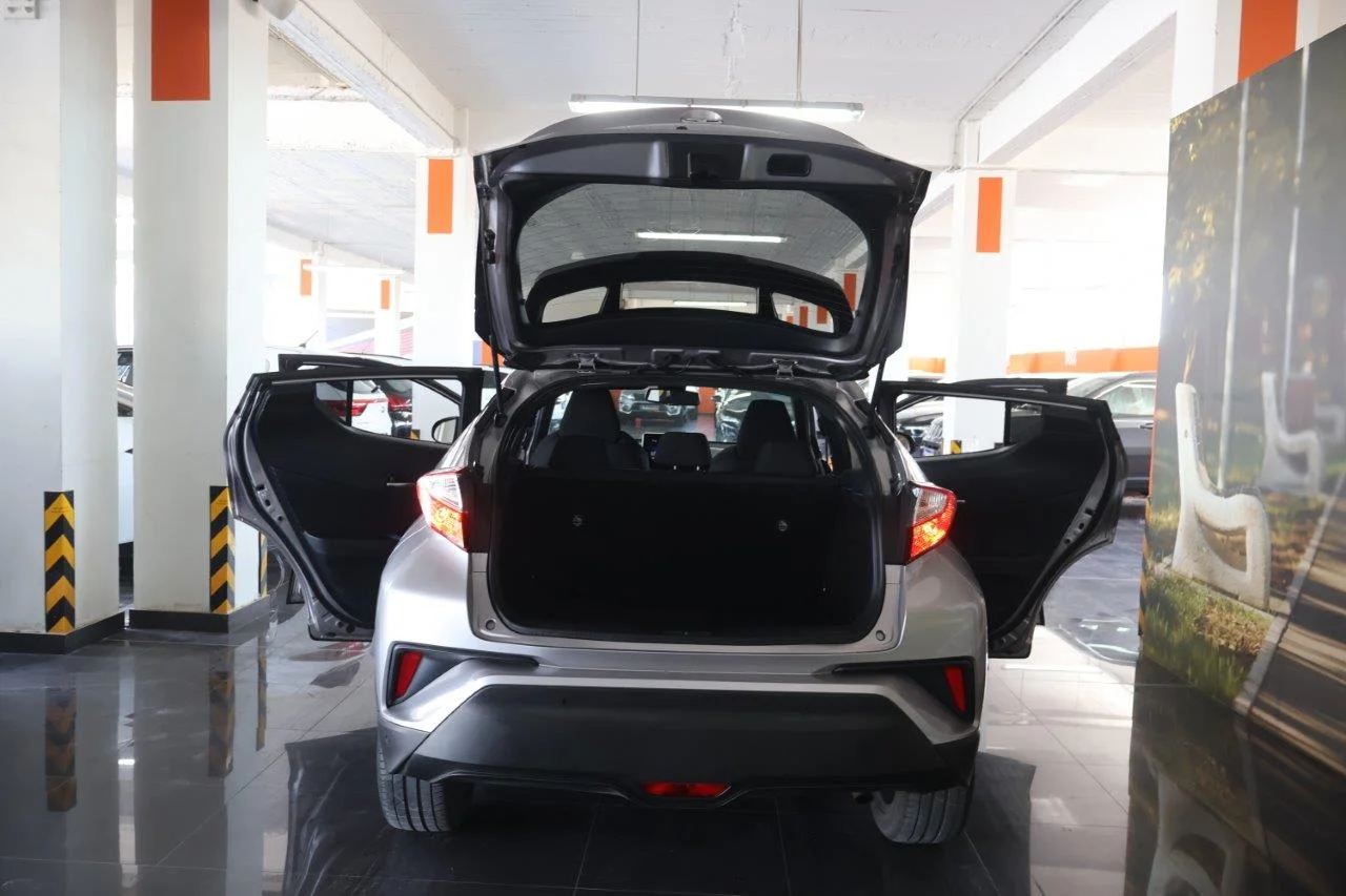 Toyota C-HR - View model 8