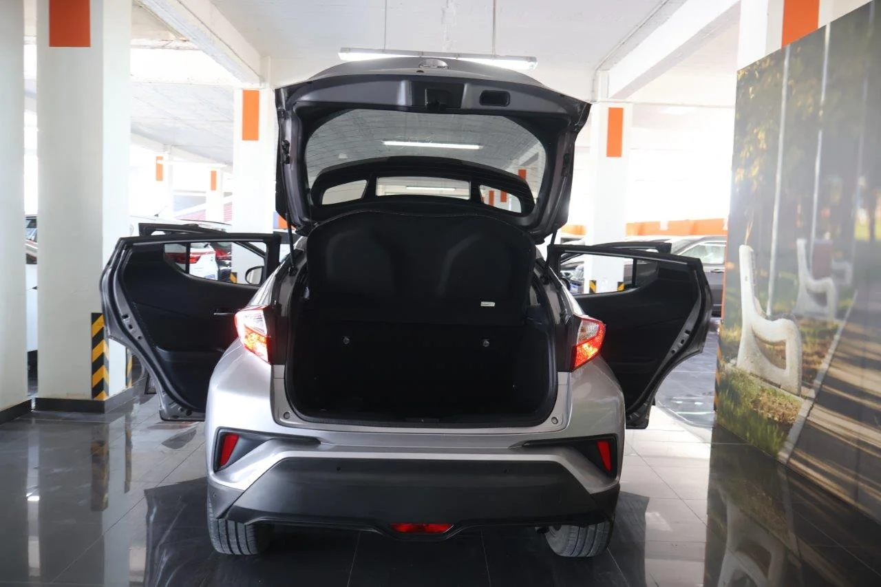 Toyota C-HR - View model 11