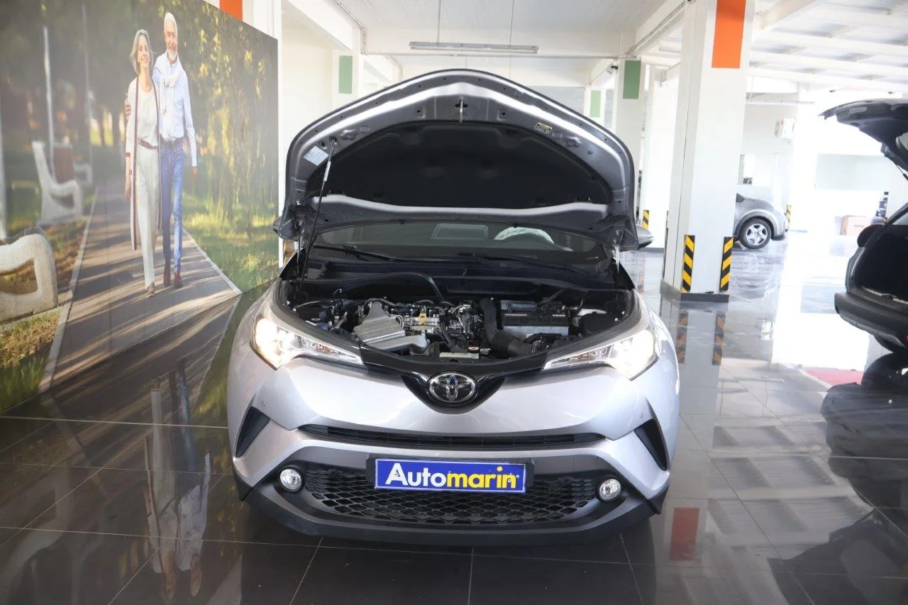 Toyota C-HR - View model 22