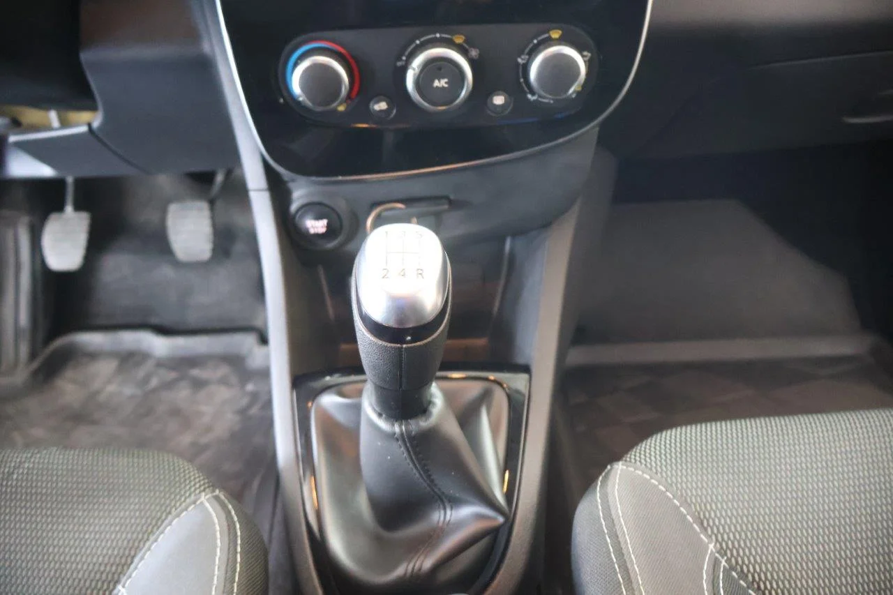 Renault Clio - View model 31