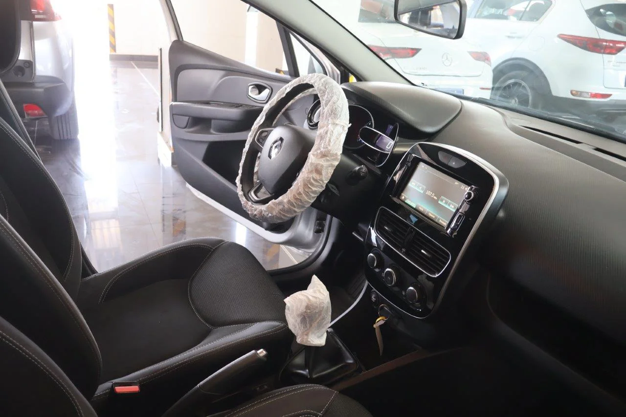 Renault Clio - View model 35