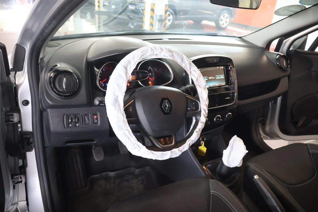 Renault Clio - View model 36