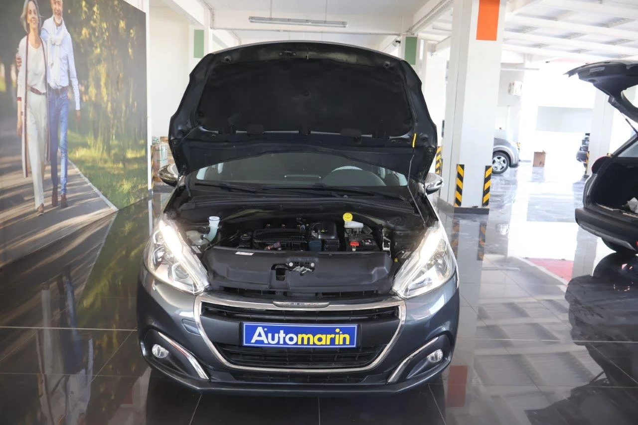 Peugeot 208 - View model 20