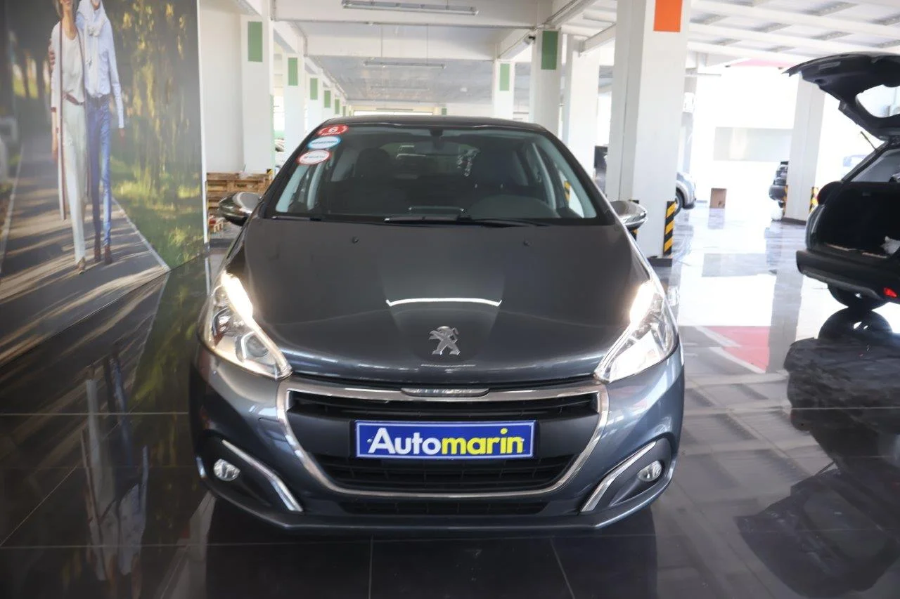 View 3 - Peugeot 208 - 2016