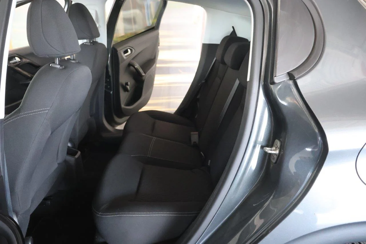 Peugeot 208 - View model 26