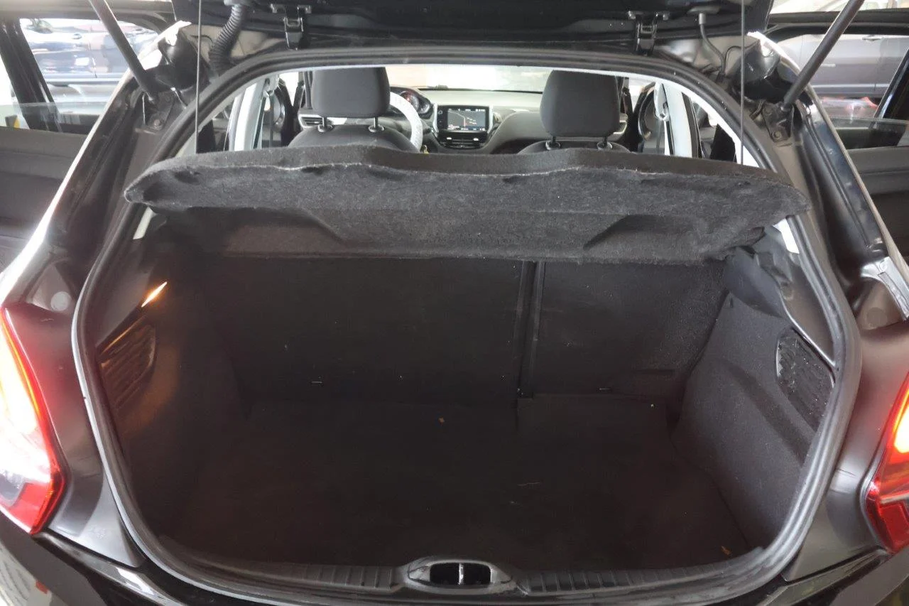 Peugeot 208 - View model 10