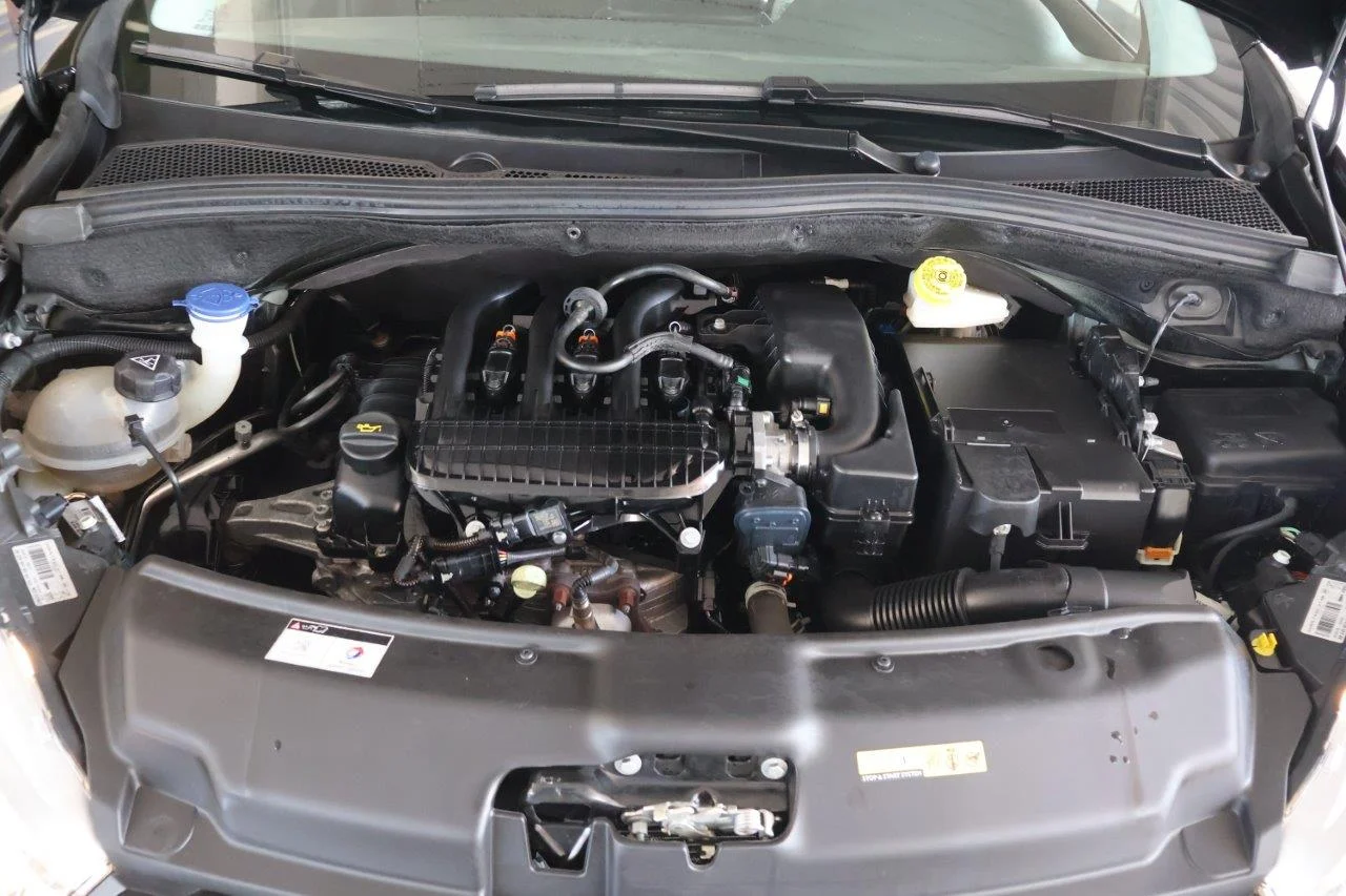Peugeot 208 - View model 22