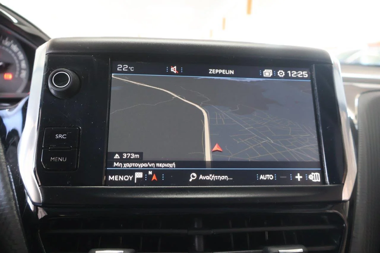 Peugeot 208 - View model 32