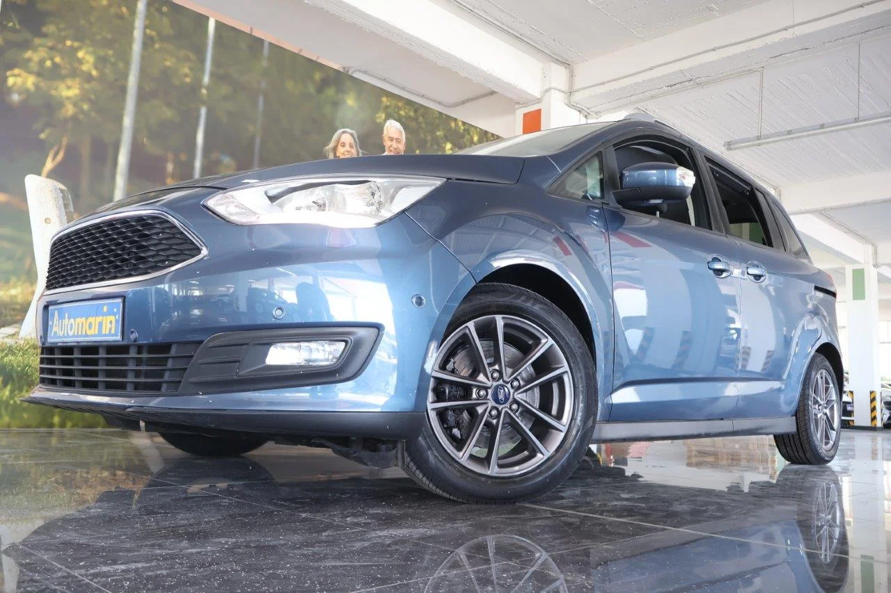 View 2 - Ford Grand C-Max - 2018