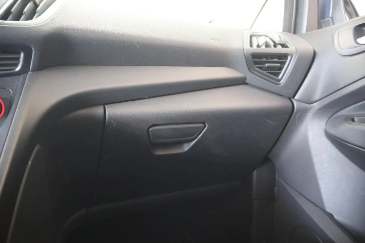 Ford Grand C-Max - View model 27
