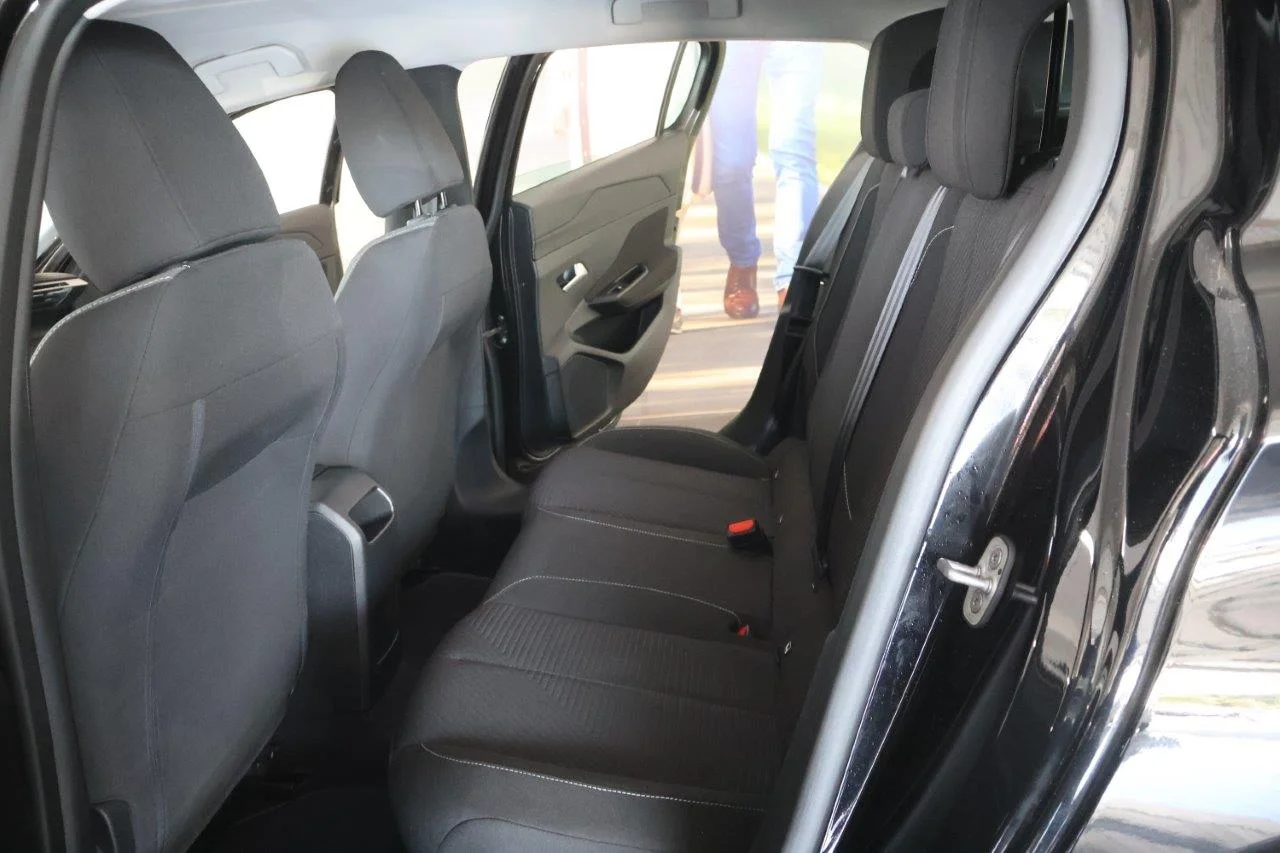 Peugeot 308 - View model 24