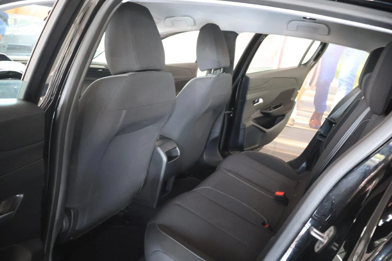 Peugeot 308 - View model 25