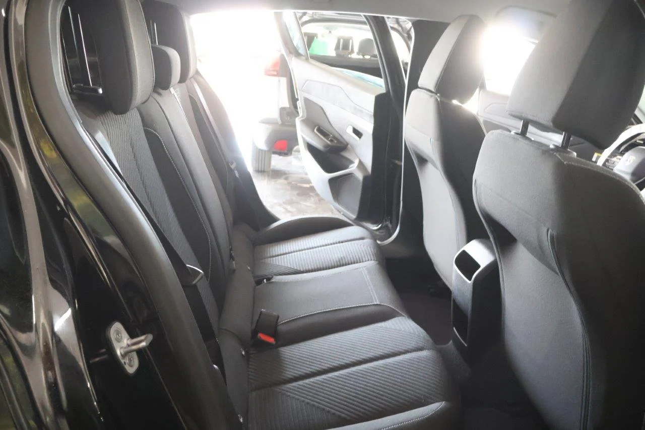Peugeot 308 - View model 27