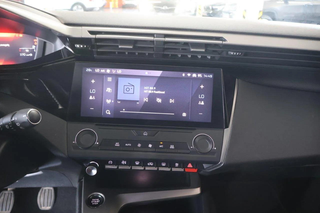 Peugeot 308 - View model 28