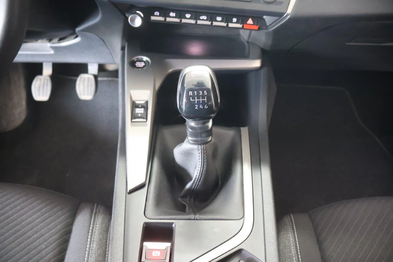 Peugeot 308 - View model 30