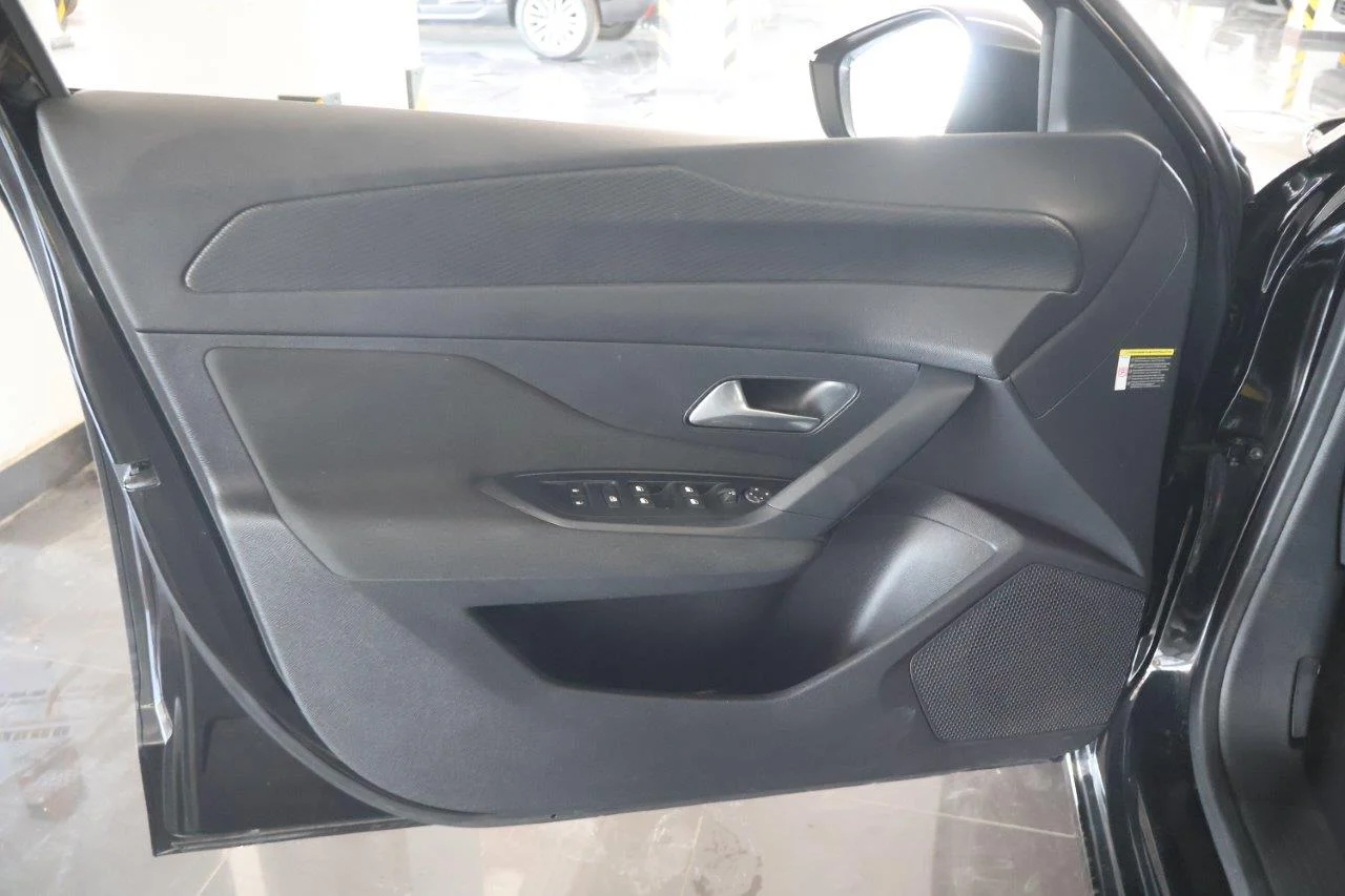 Peugeot 308 - View model 32