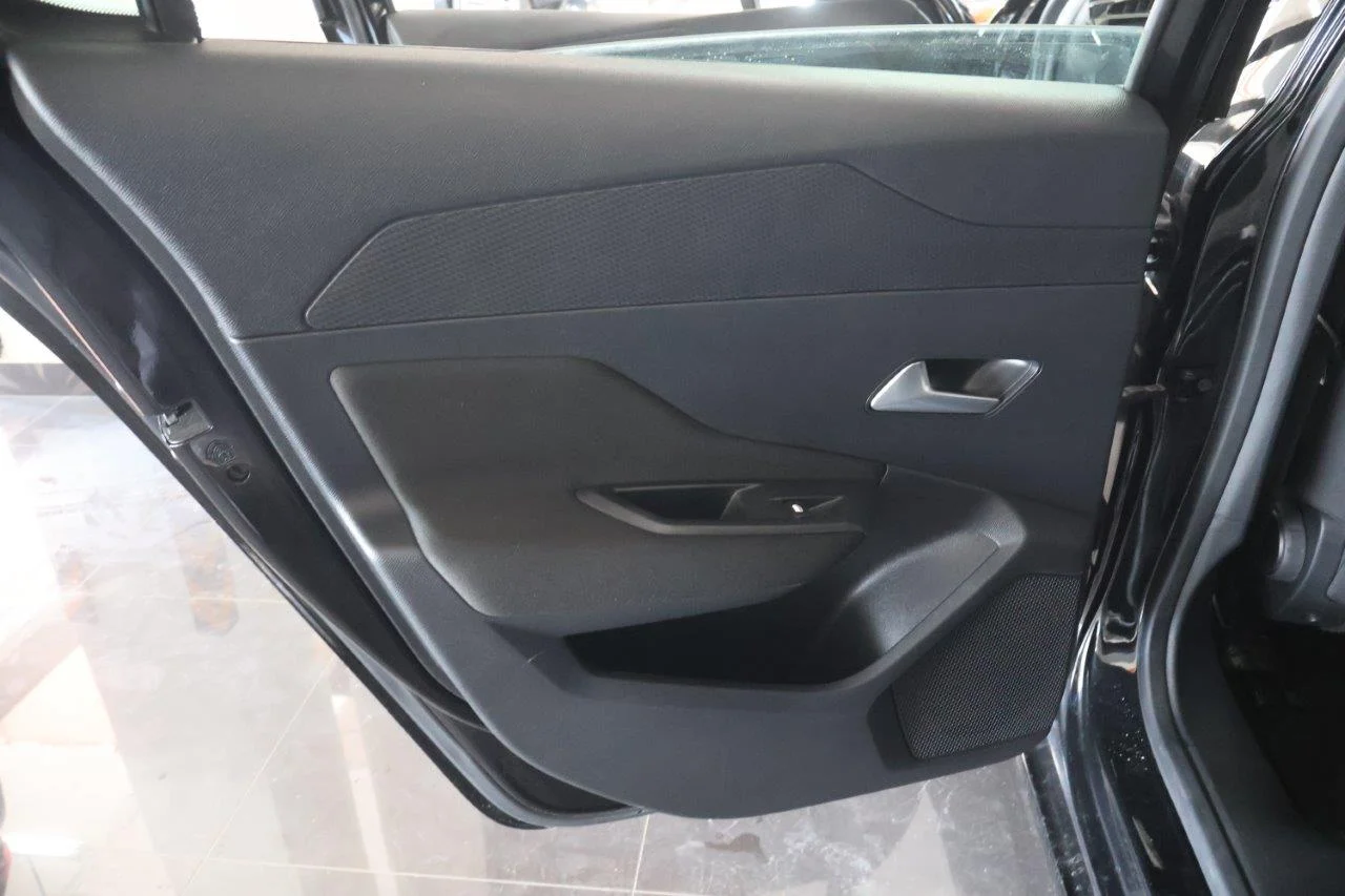 Peugeot 308 - View model 34