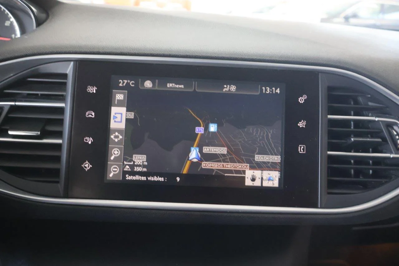 Peugeot 308 - View model 29