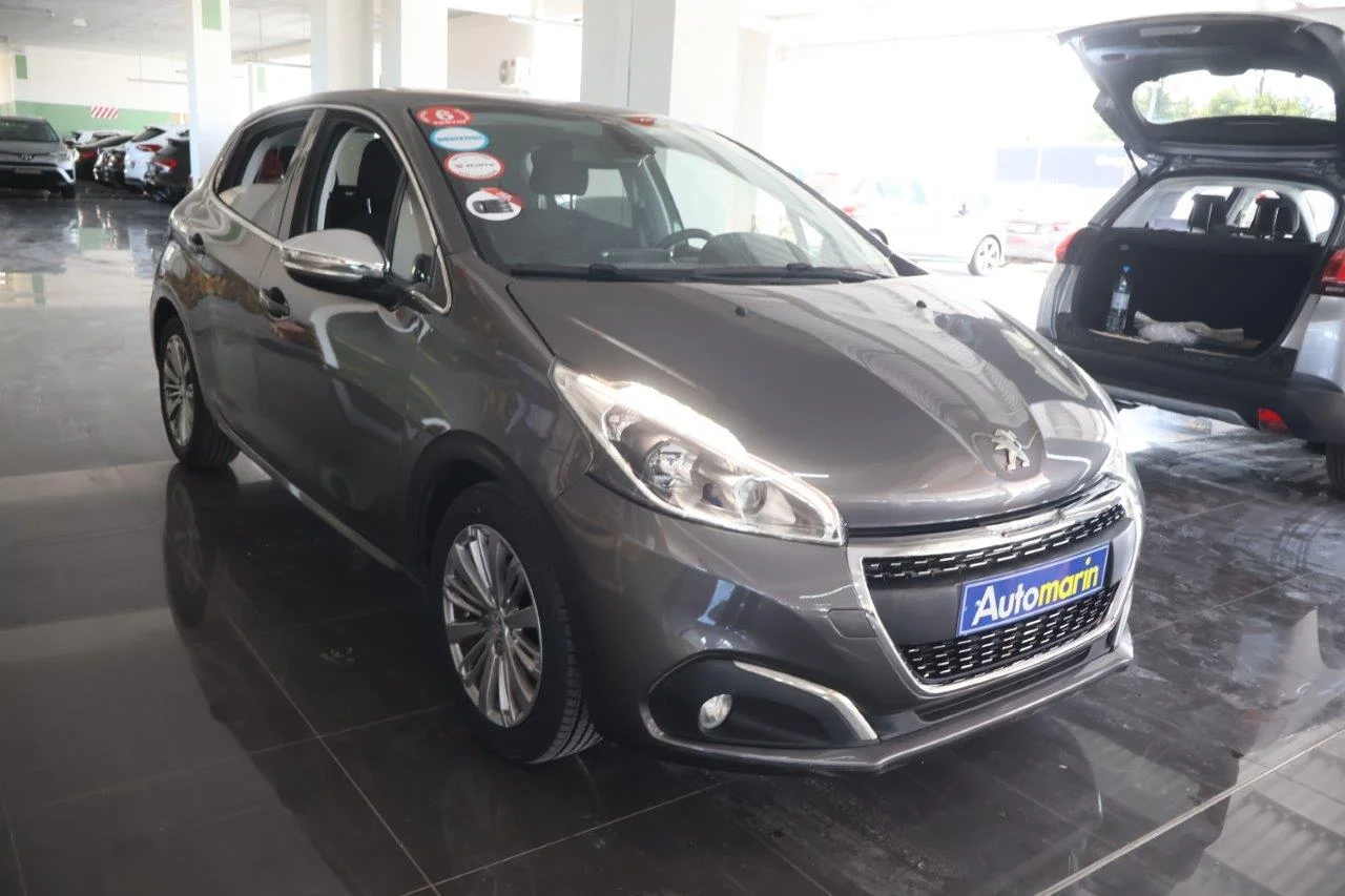 View 4 - Peugeot 208 - 2019