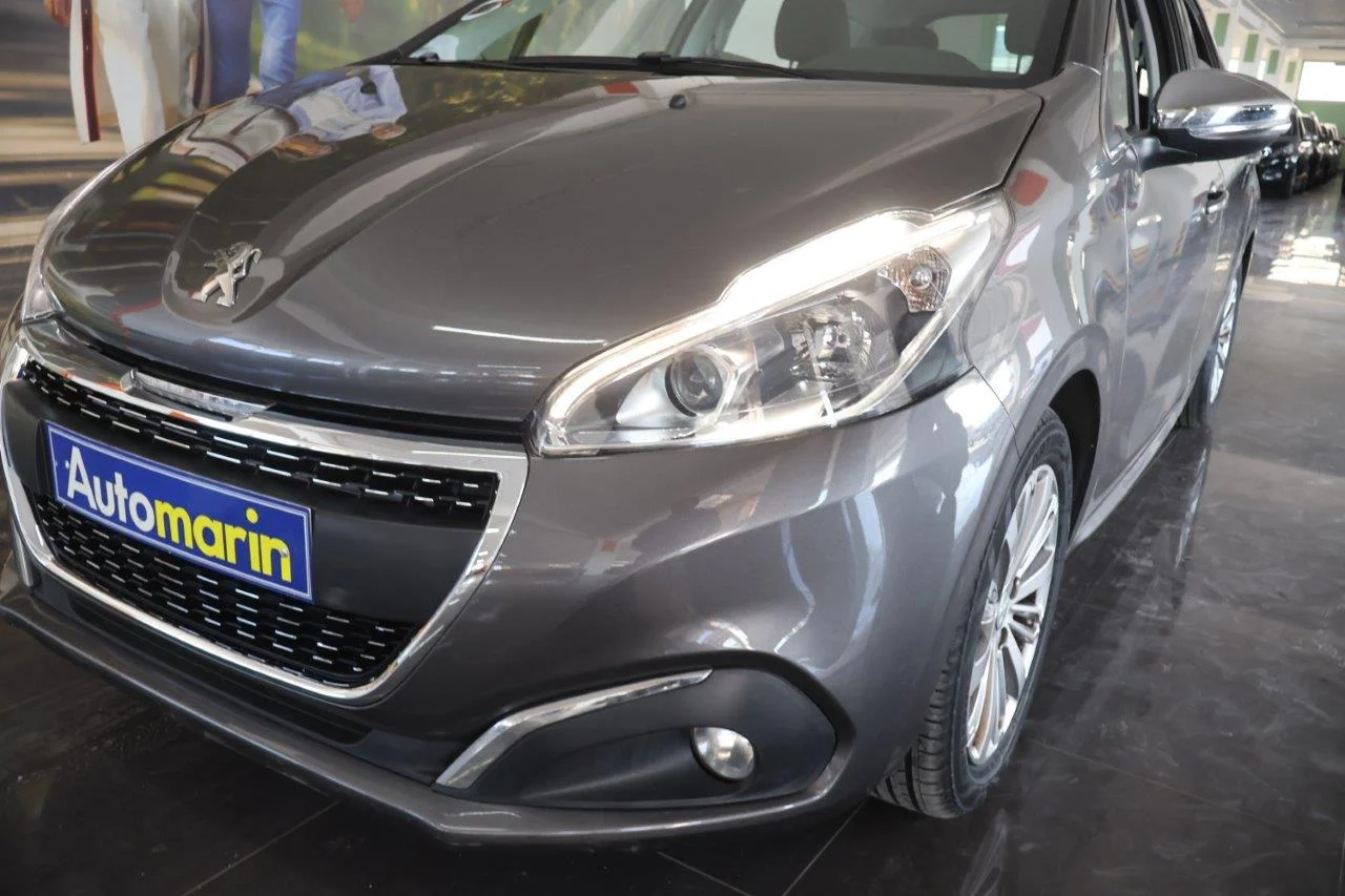 Peugeot 208 - View model 16