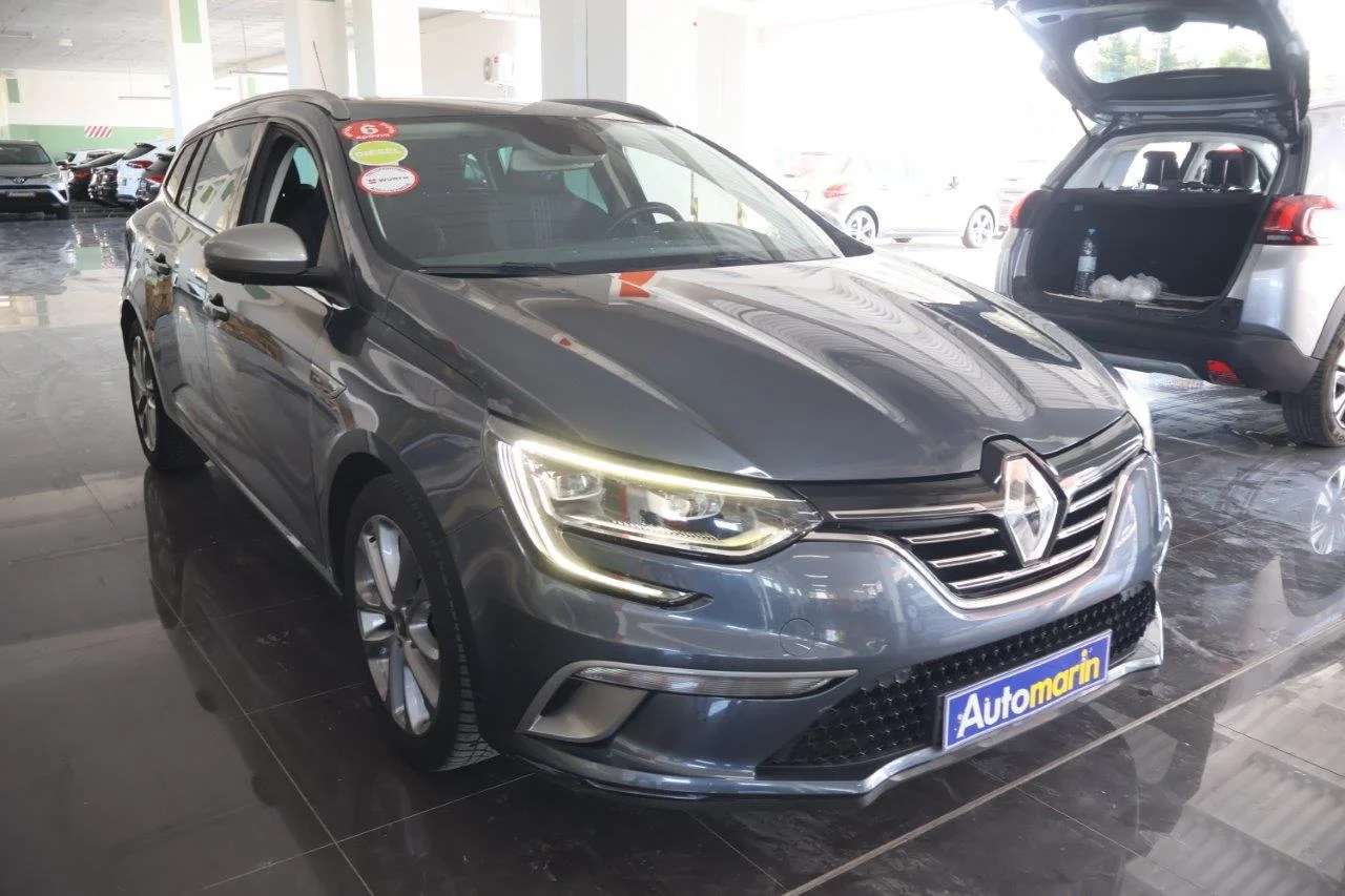 View 4 - Renault Megane - 2017