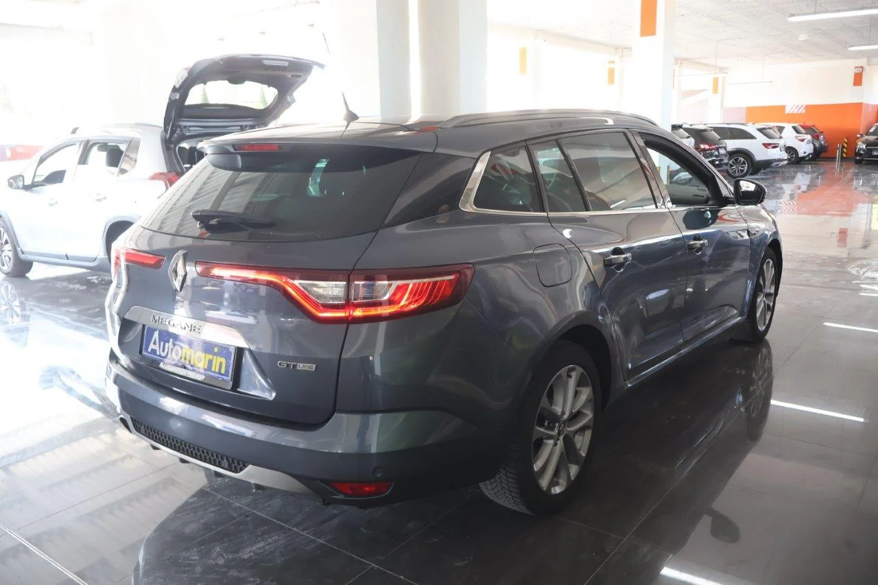 View 5 - Renault Megane - 2017