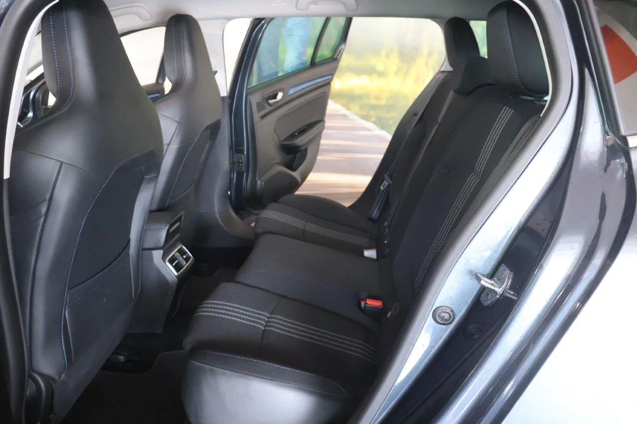 Renault Megane - View model 25