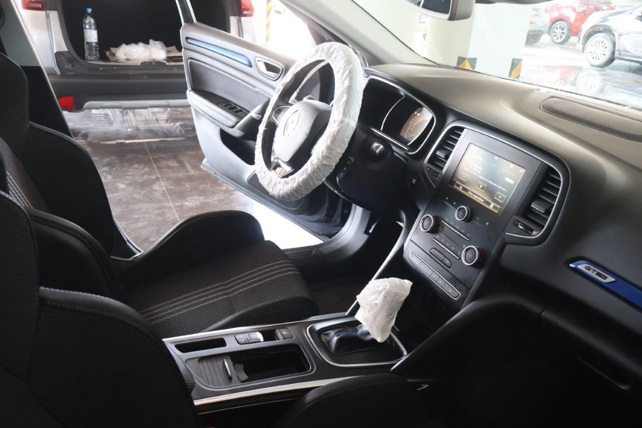 Renault Megane - View model 33