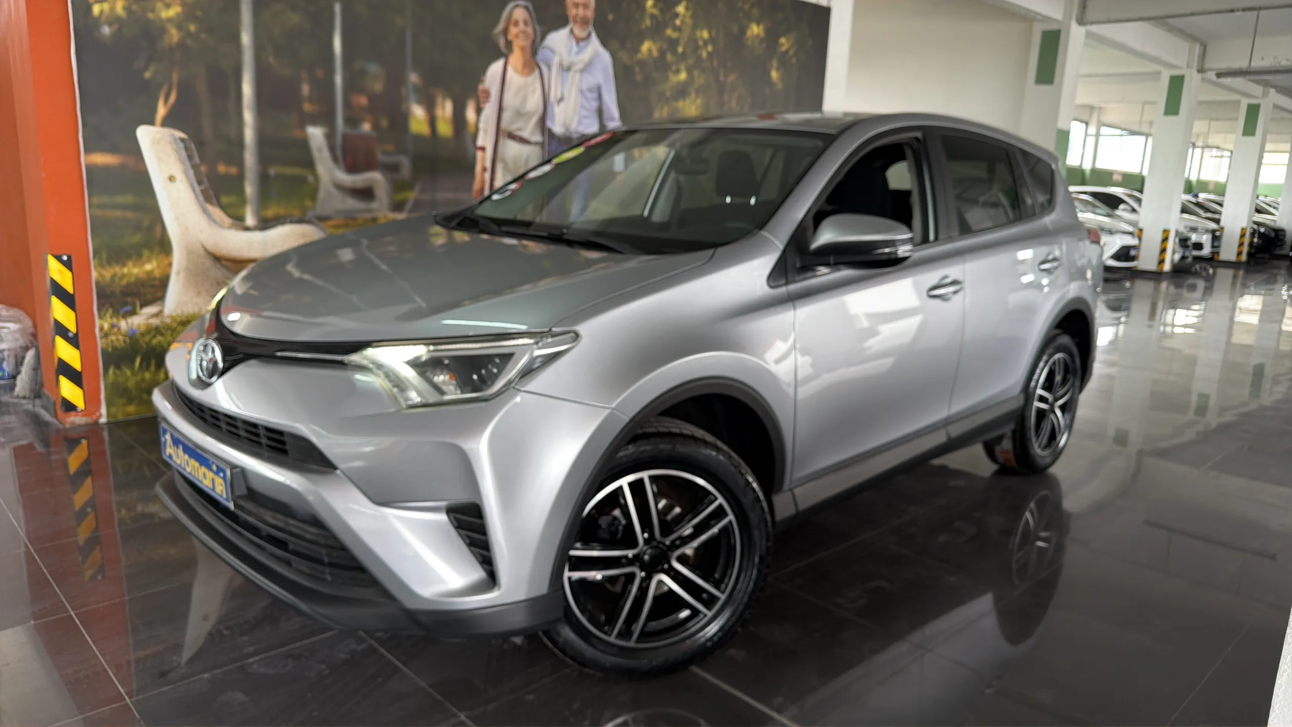 View 1 - Toyota RAV 4 - 2017