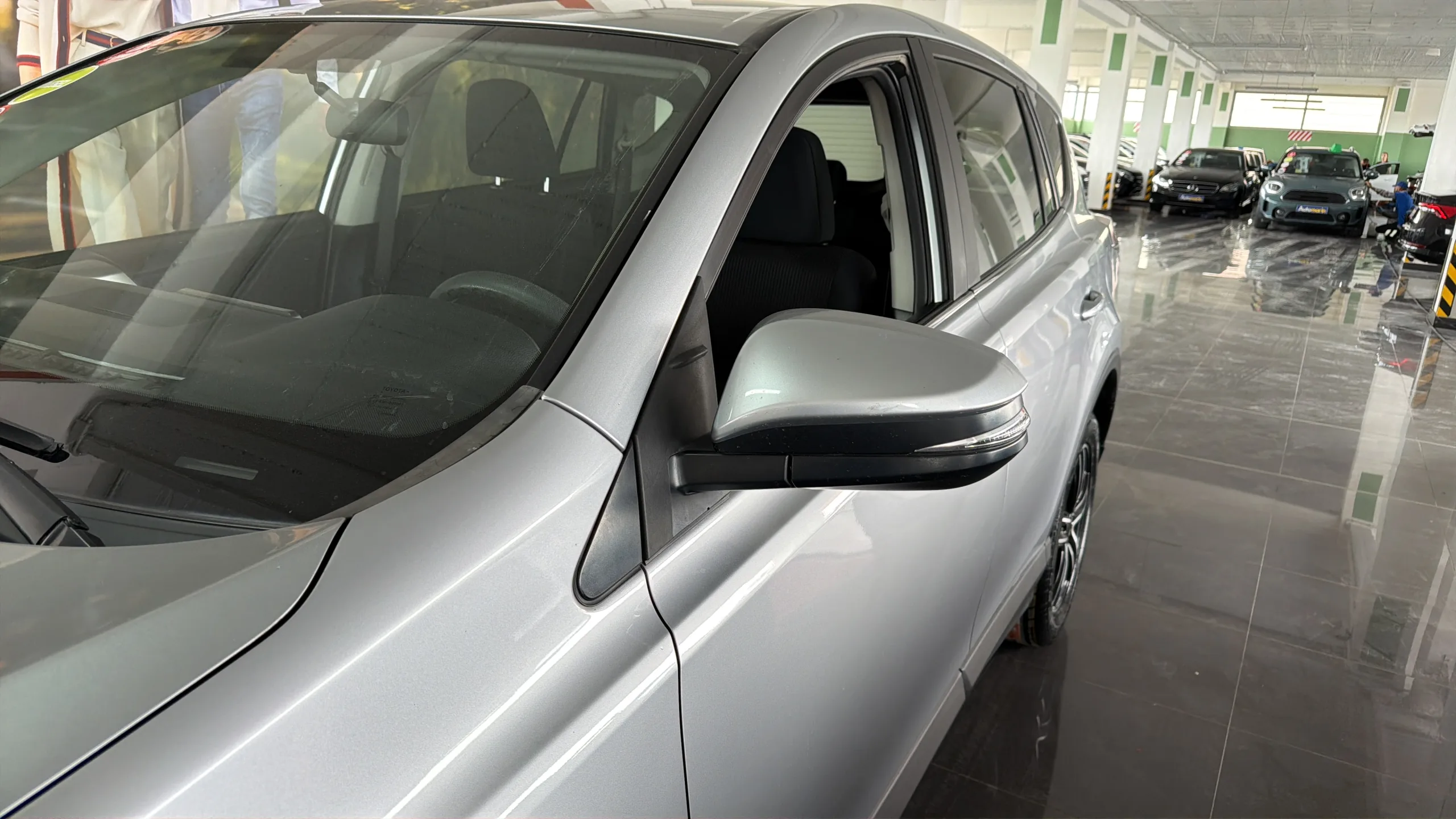 Toyota RAV 4 - View model 9