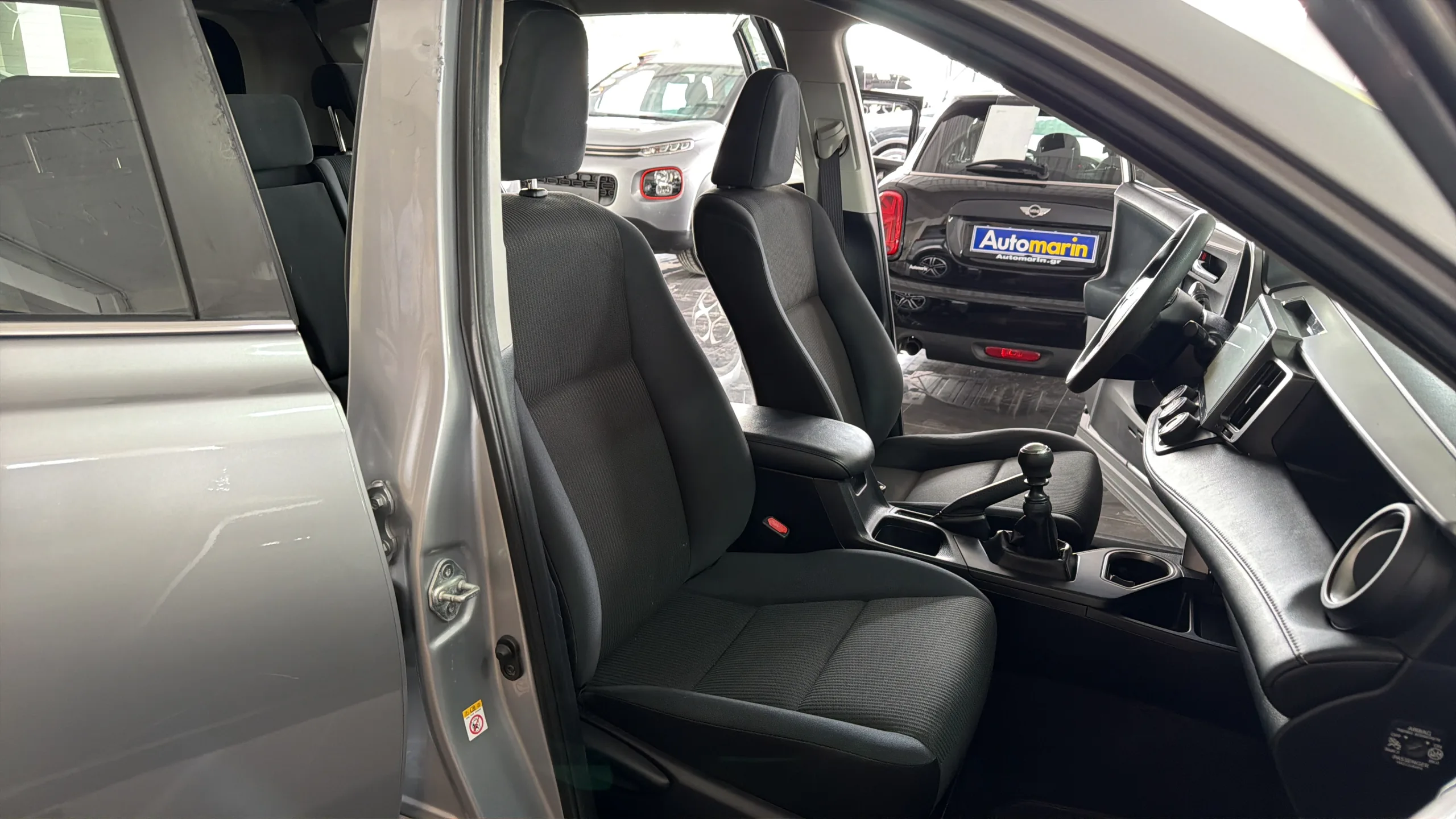 Toyota RAV 4 - View model 21