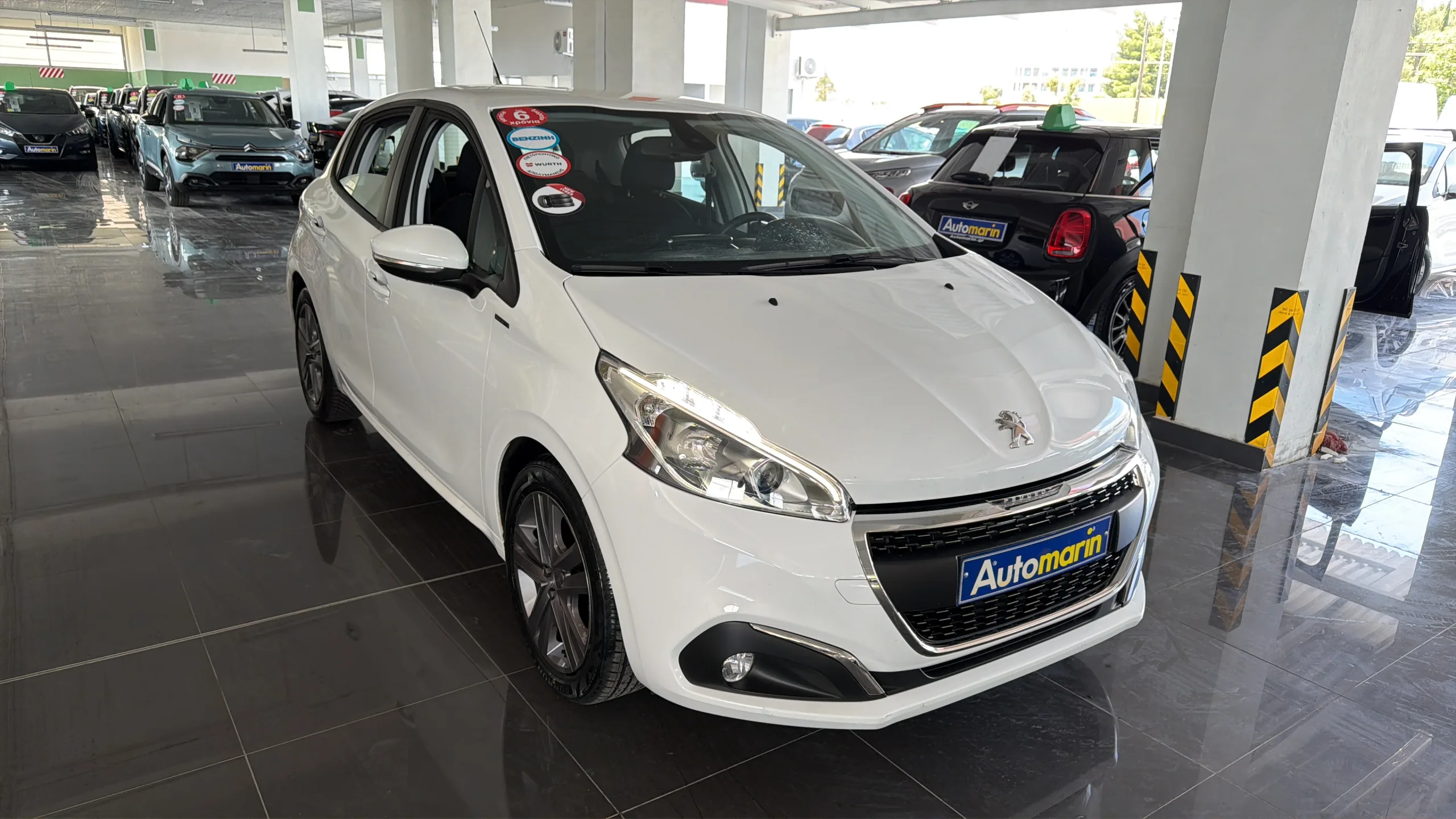 View 3 - Peugeot 208 - 2018