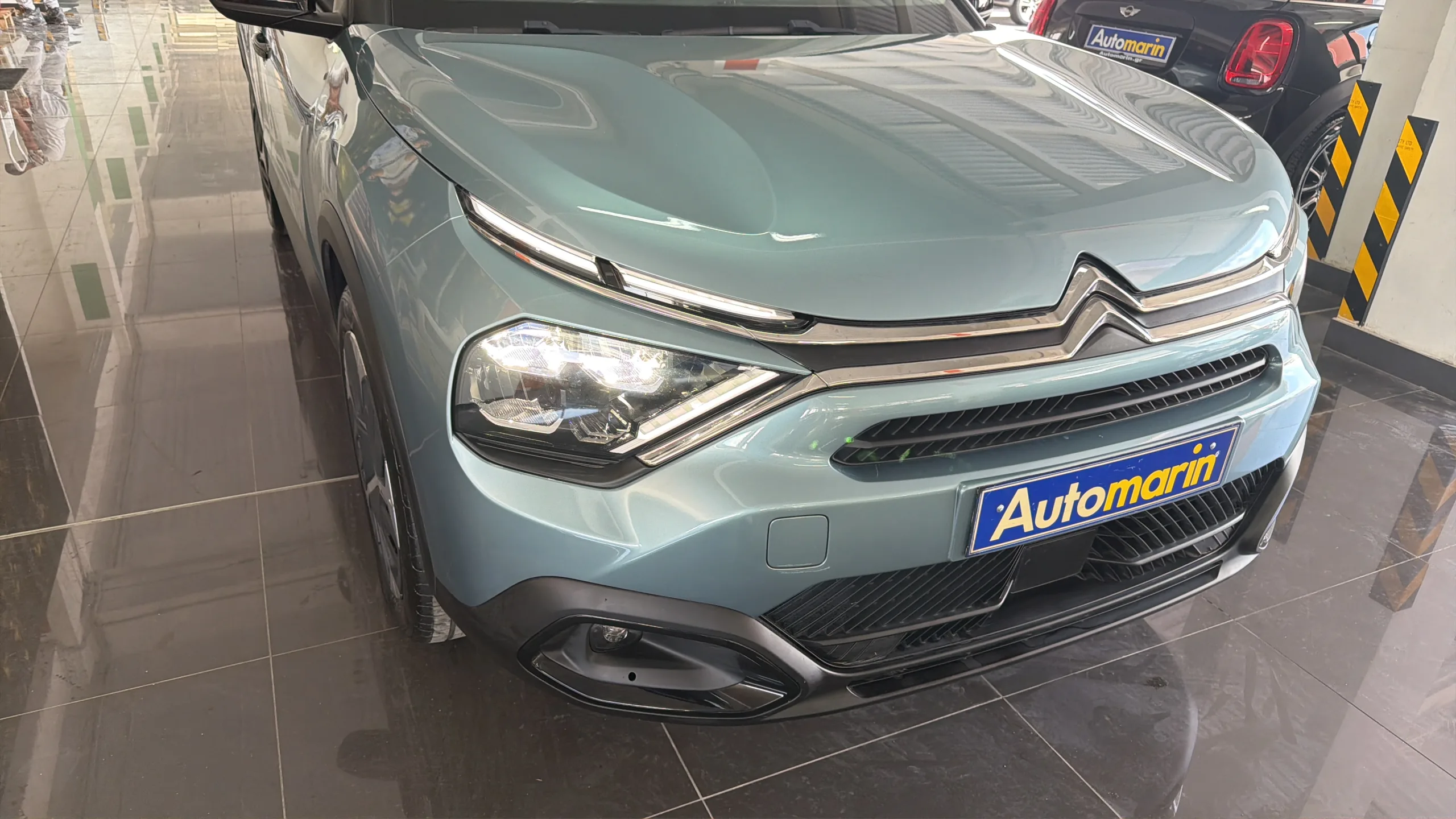 Citroen C4 - View model 11