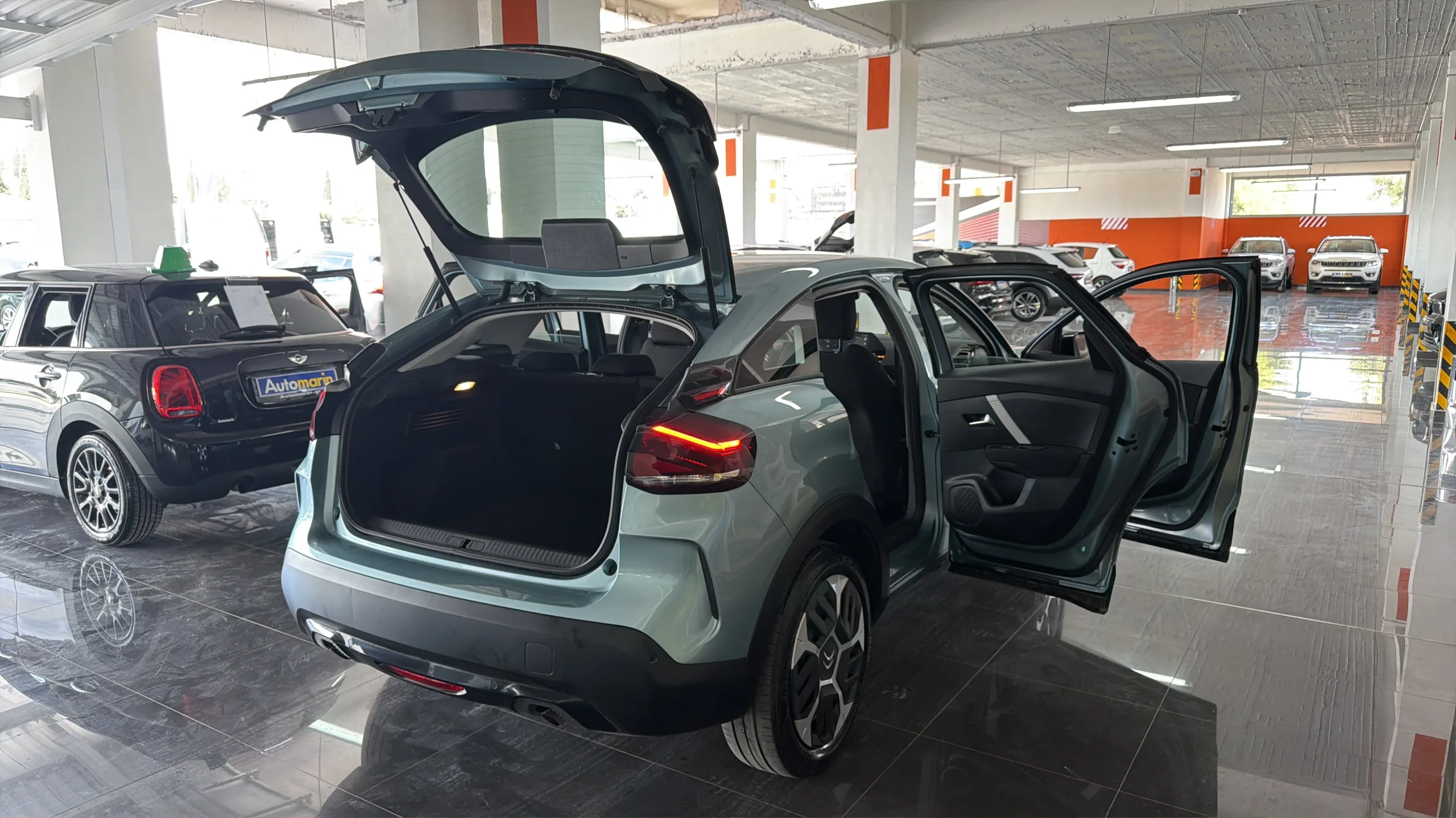 Citroen C4 - View model 12