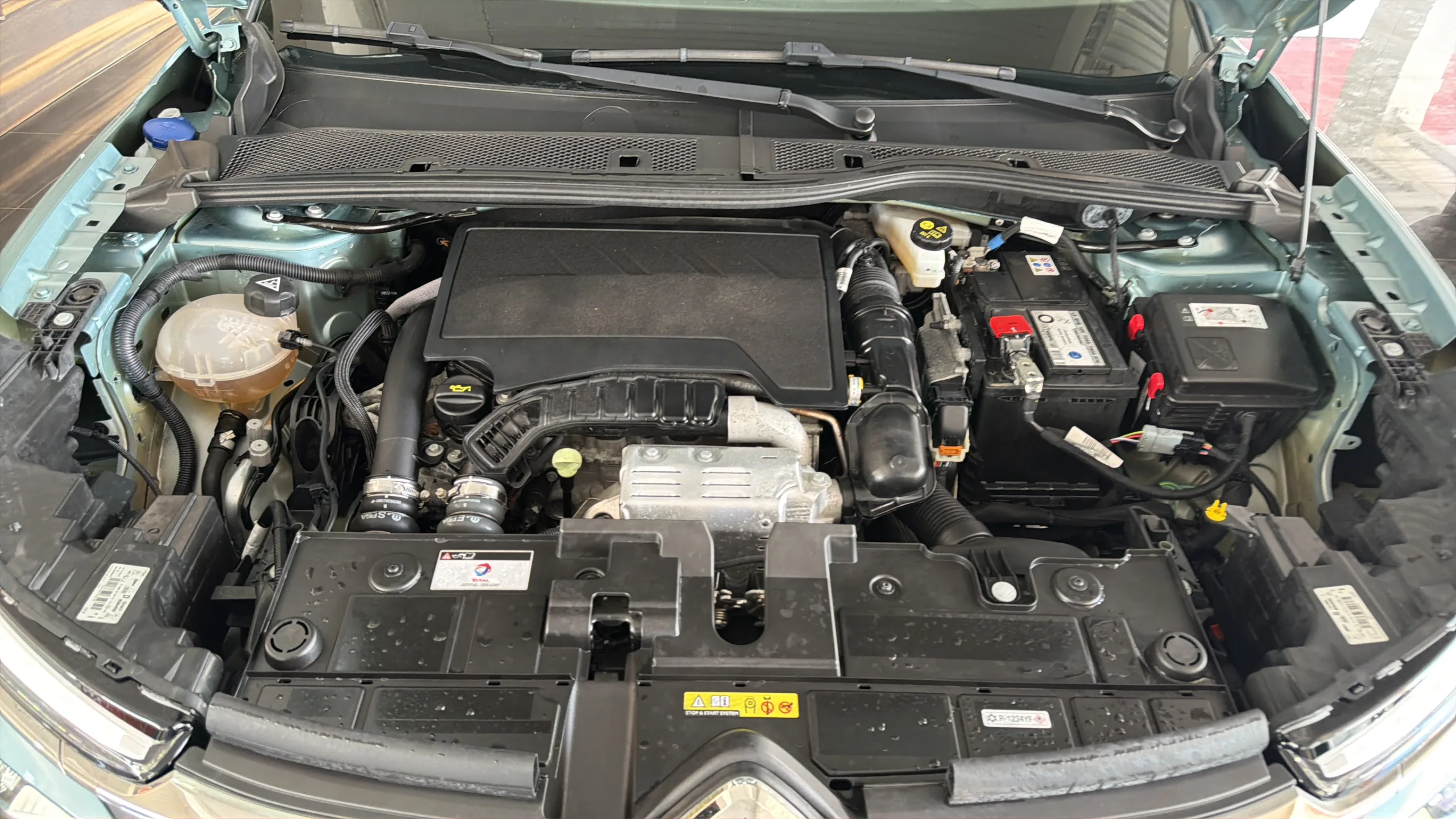 Citroen C4 - View model 17