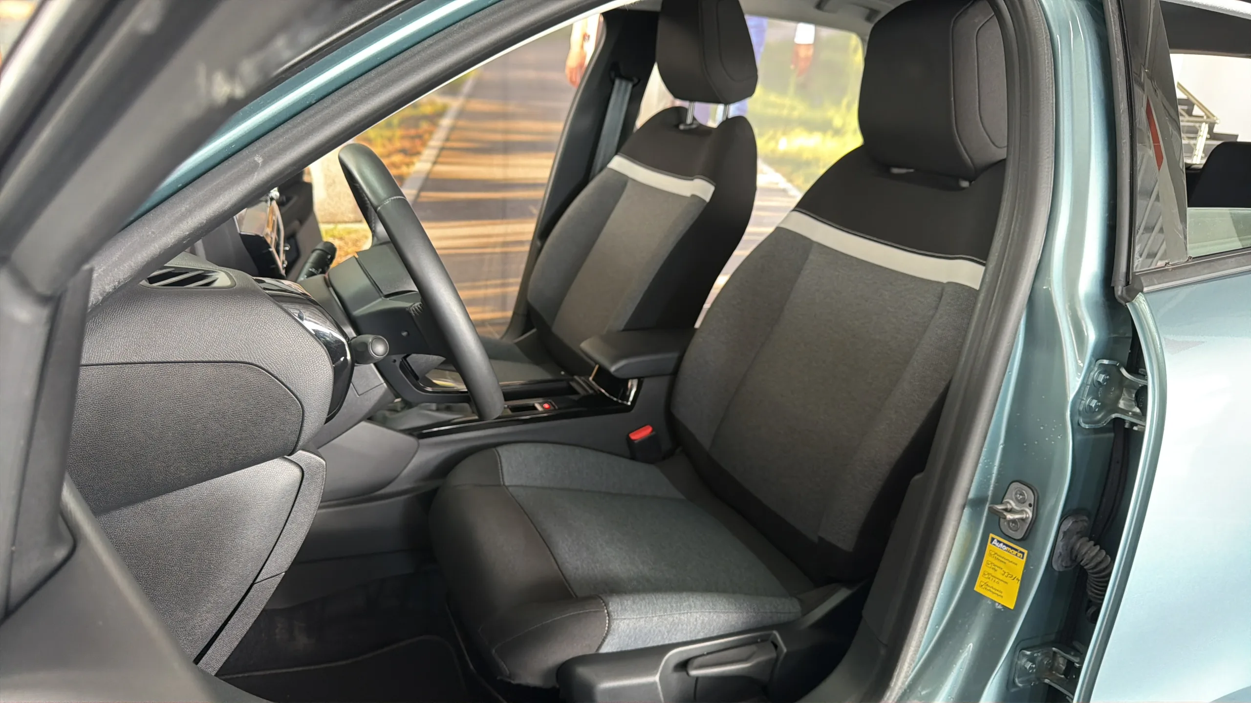 Citroen C4 - View model 19