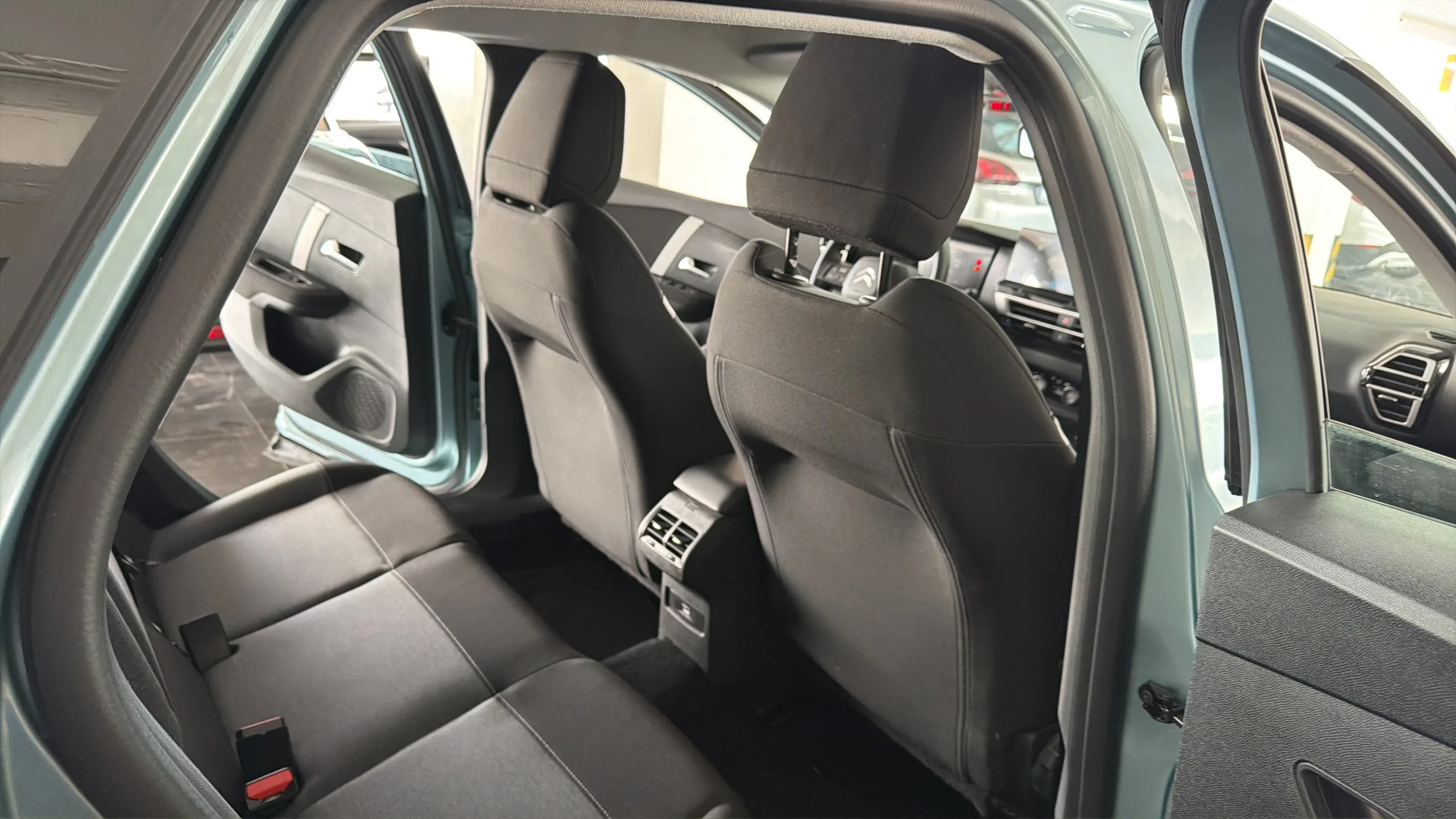 Citroen C4 - View model 23