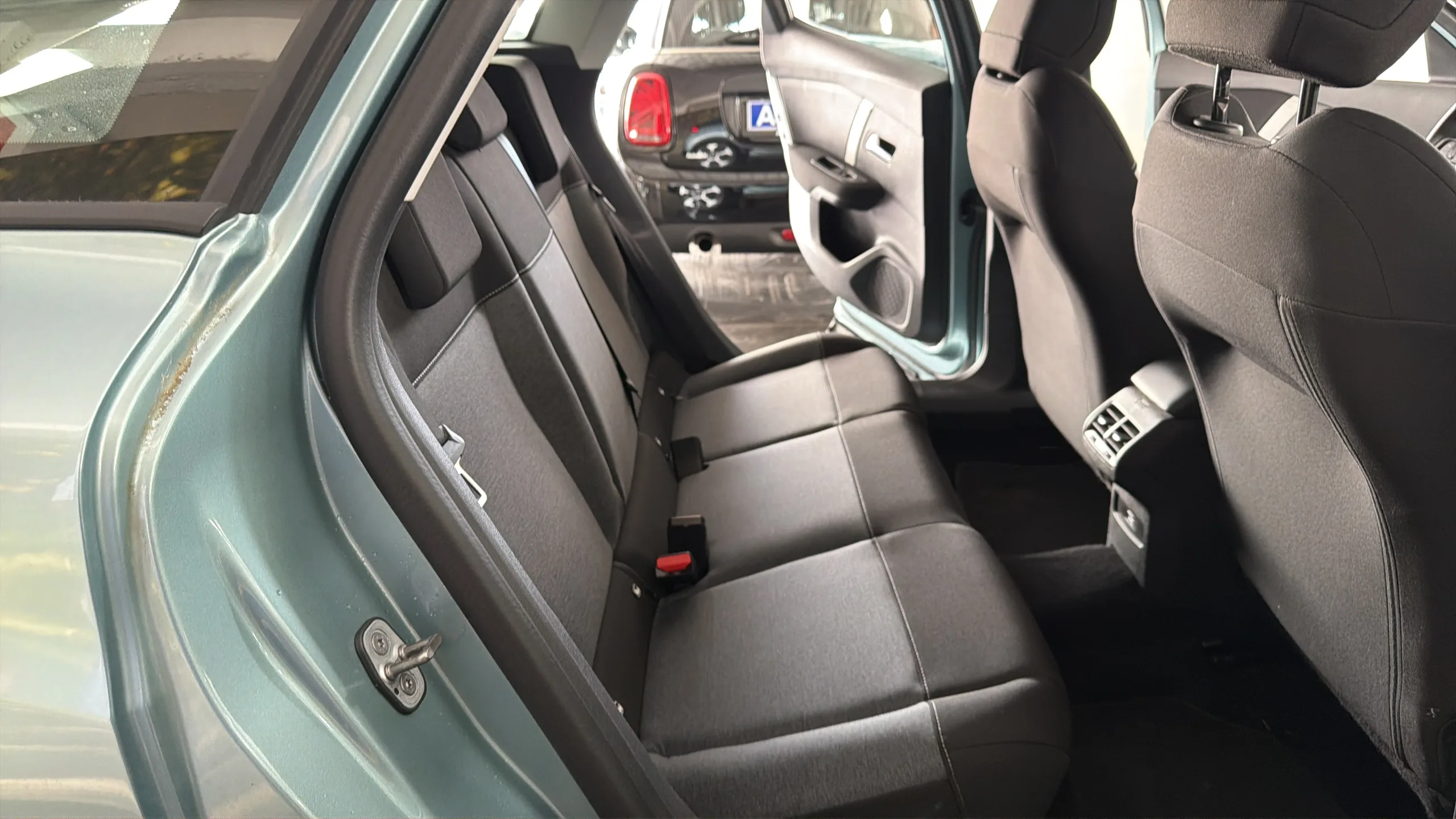Citroen C4 - View model 24