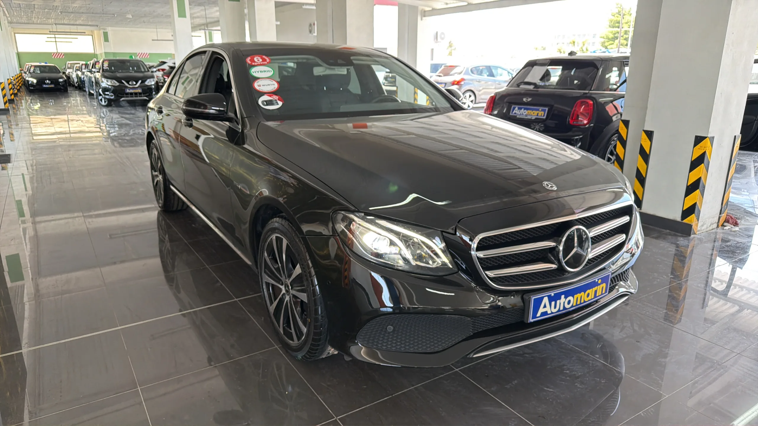 View 3 - Mercedes-Benz E 300 - 2019