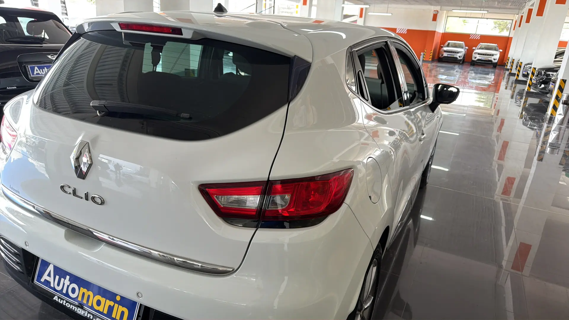 Renault Clio - View model 7