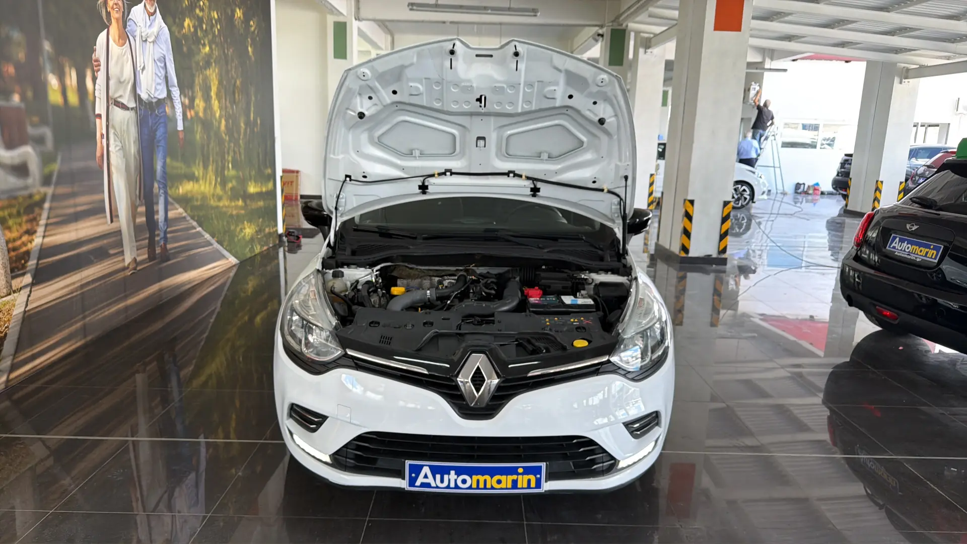 Renault Clio - View model 16