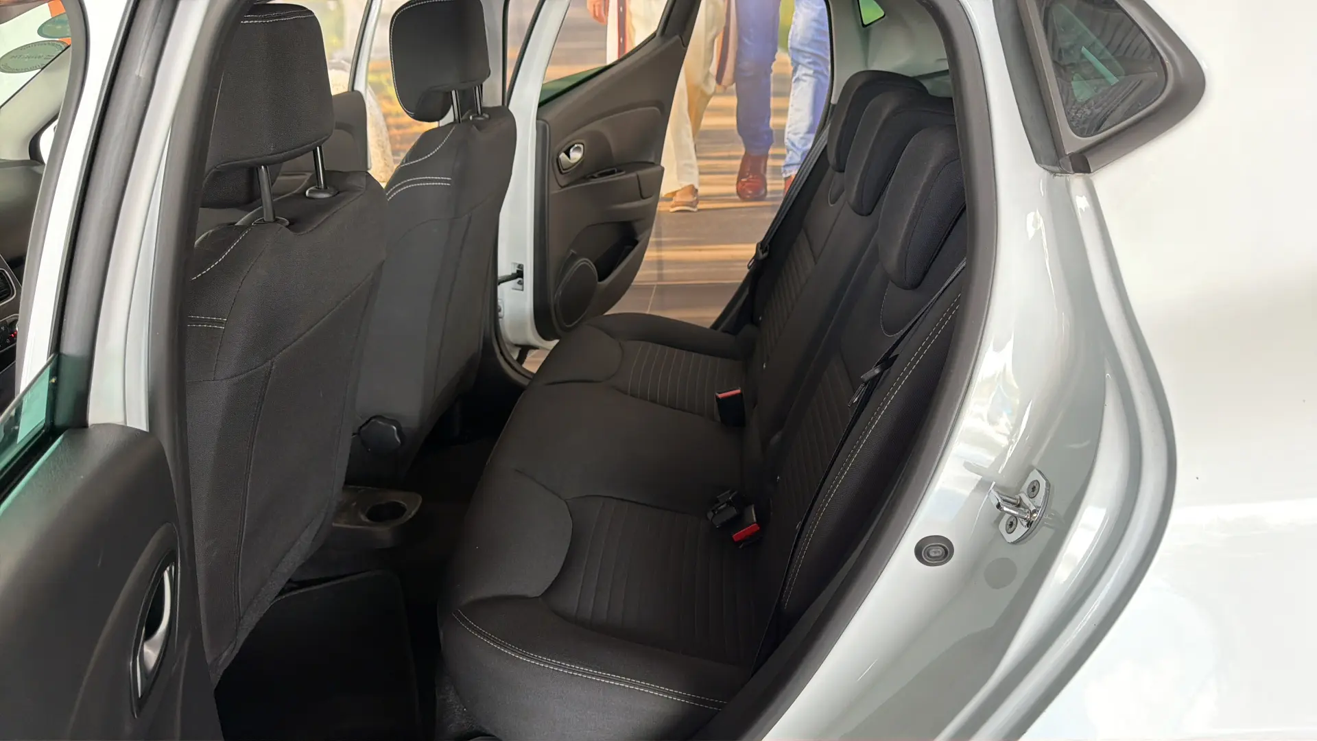 Renault Clio - View model 22
