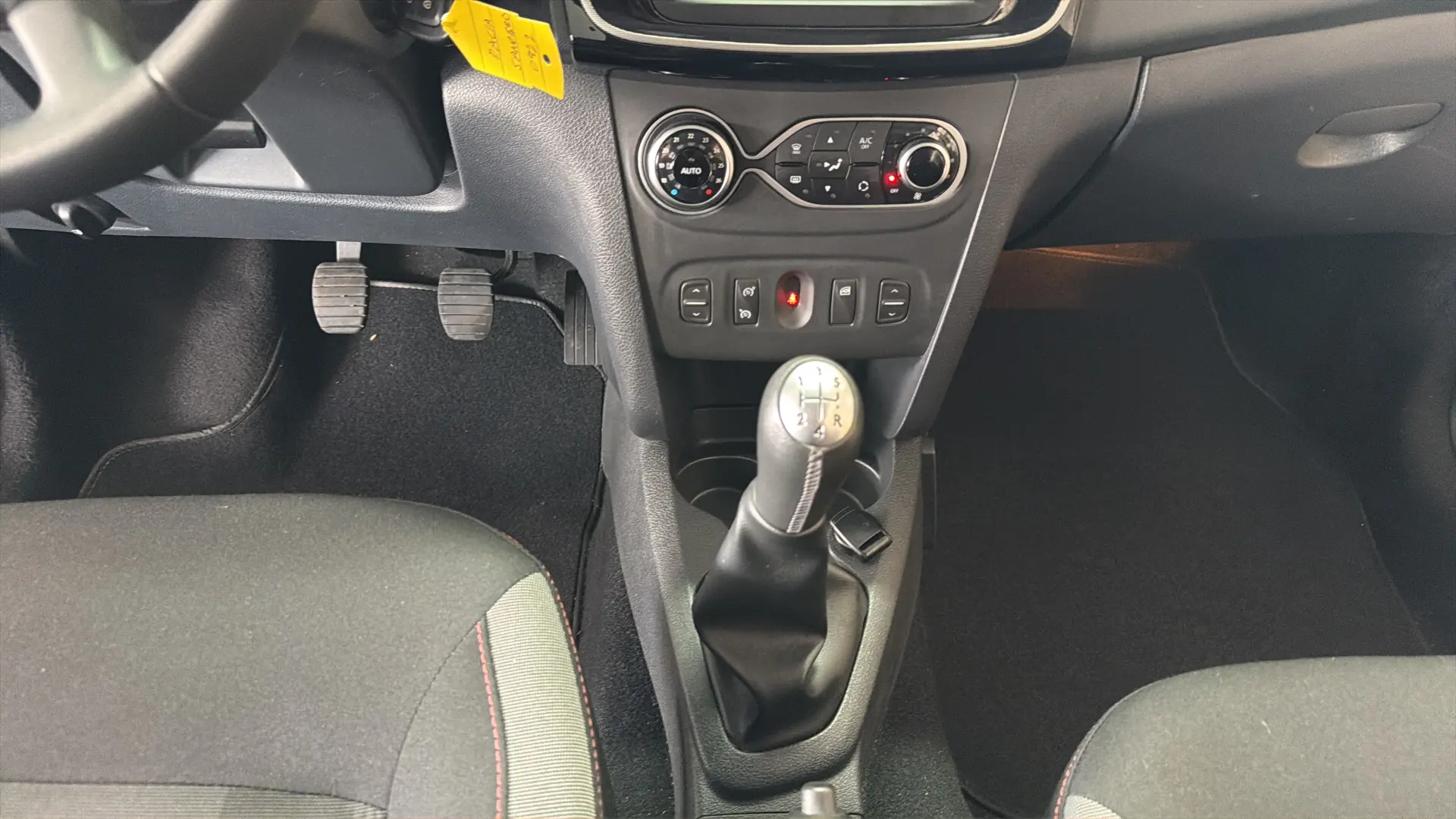 Dacia Sandero - View model 28