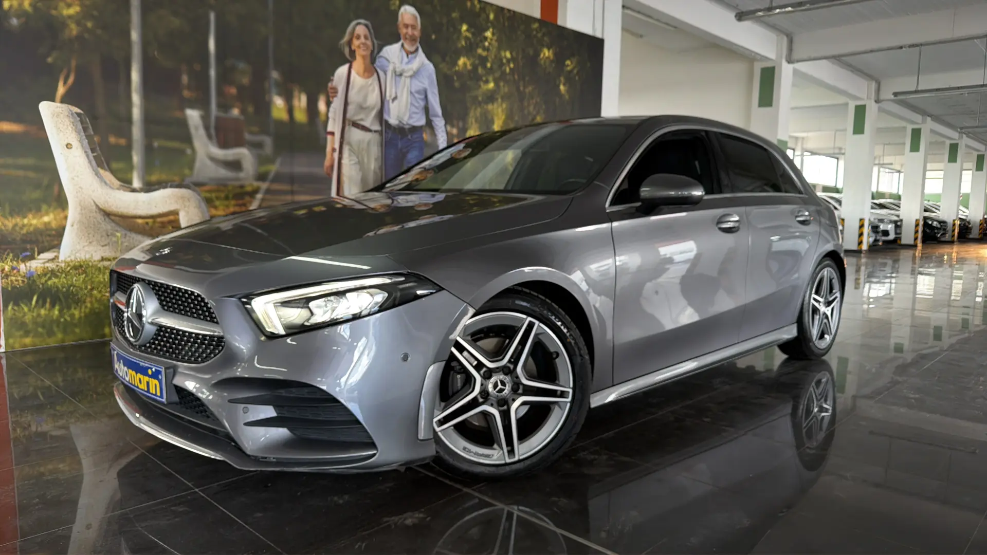 View 1 - Mercedes-Benz A 200 - 2018