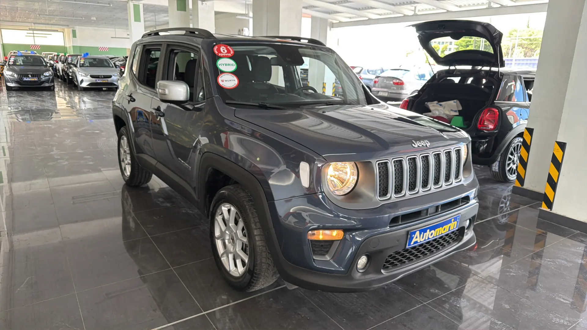 View 3 - Jeep Renegade - 2022