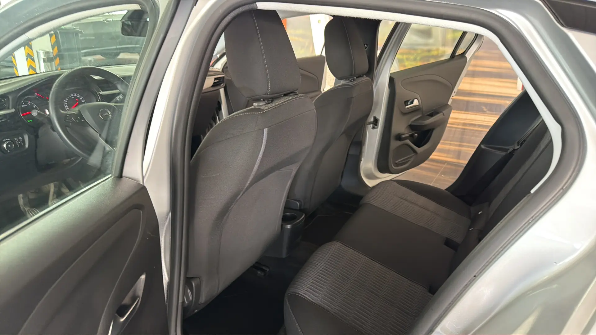 Opel Corsa - View model 21