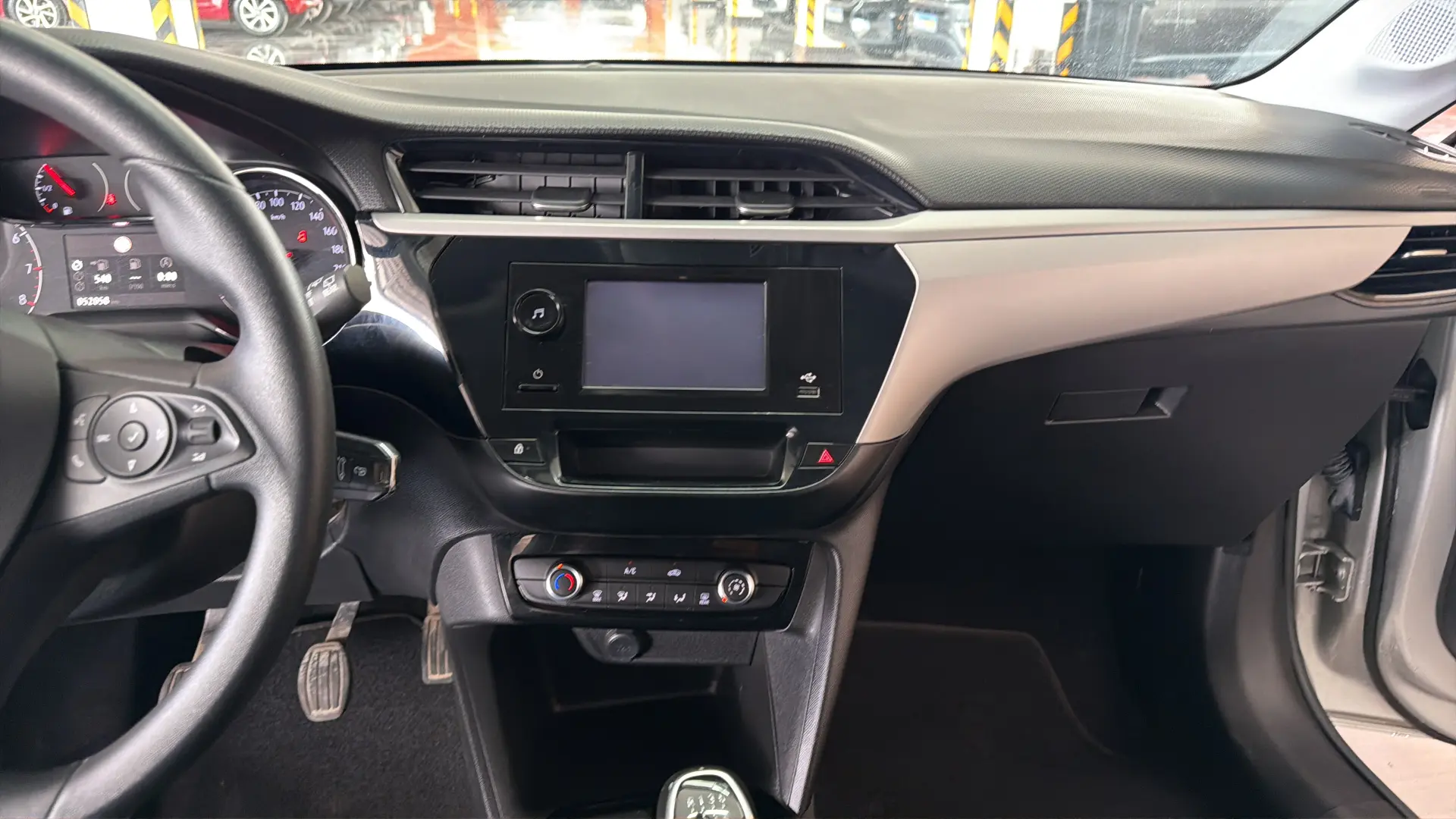 Opel Corsa - View model 25