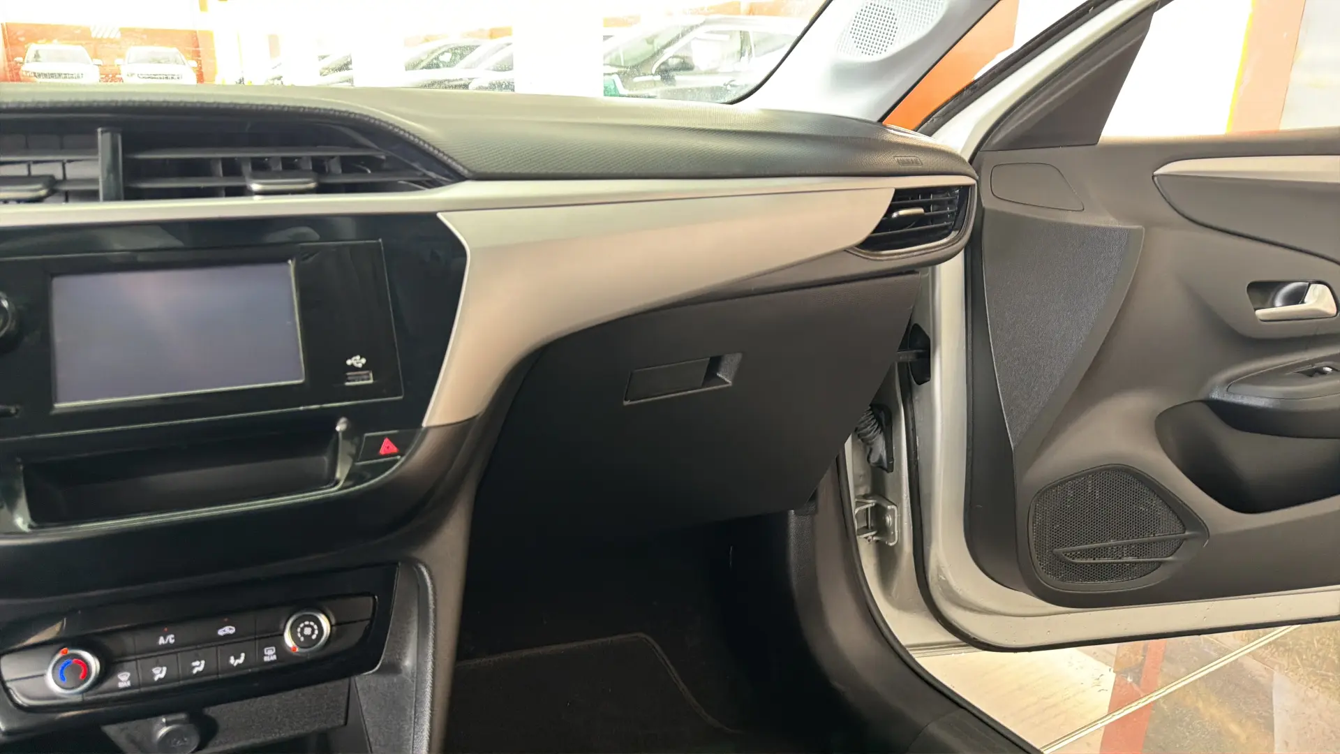 Opel Corsa - View model 26