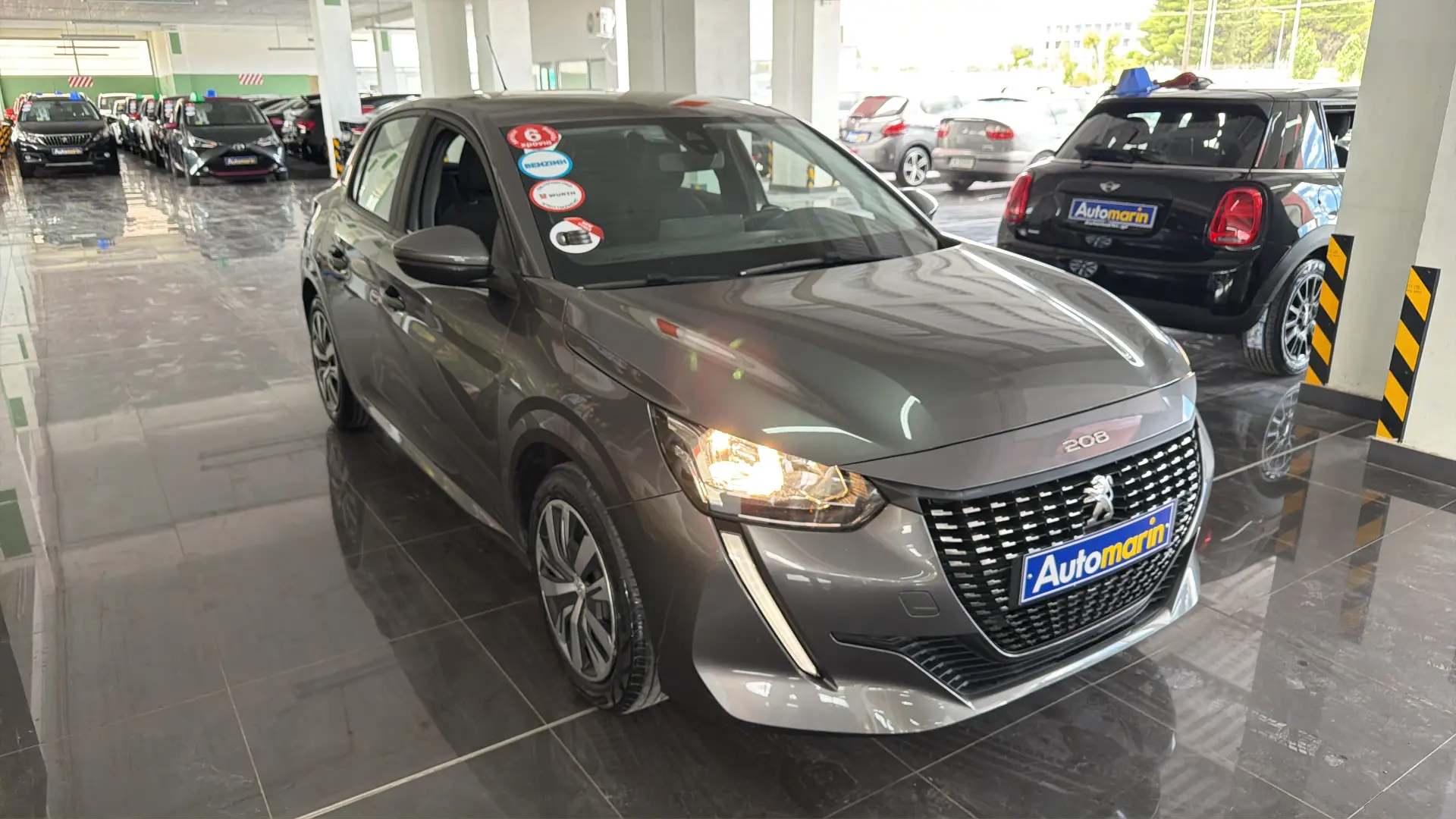 View 3 - Peugeot 208 - 2019