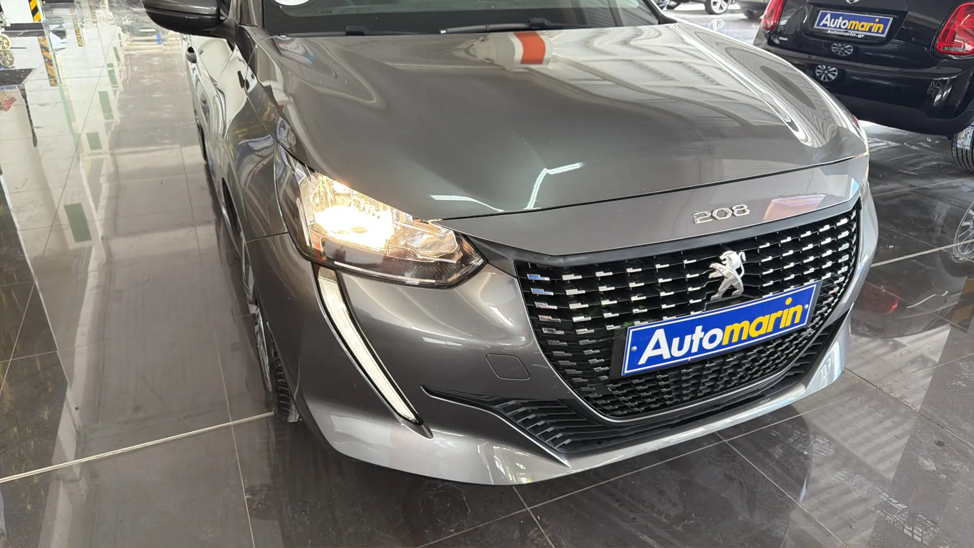 Peugeot 208 - View model 11